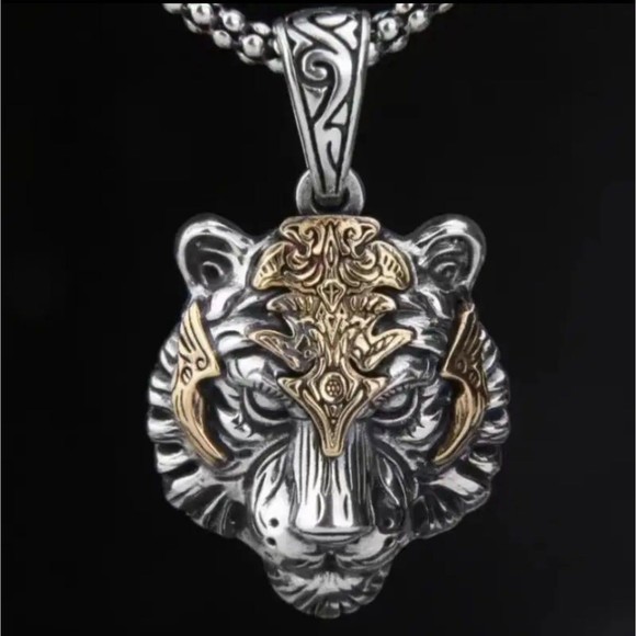 High Quality Fashion Creative Tiger Head Domineering Pendant Mature Man Personal - Picture 3 of 9